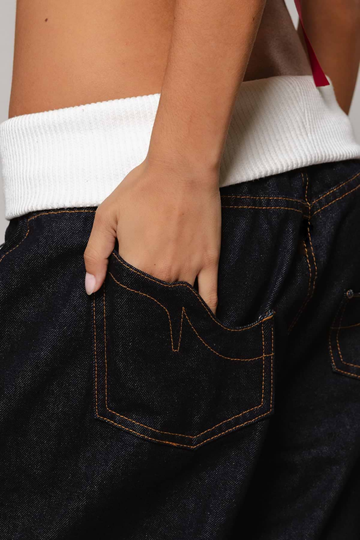 Vice Jean Blue Crest